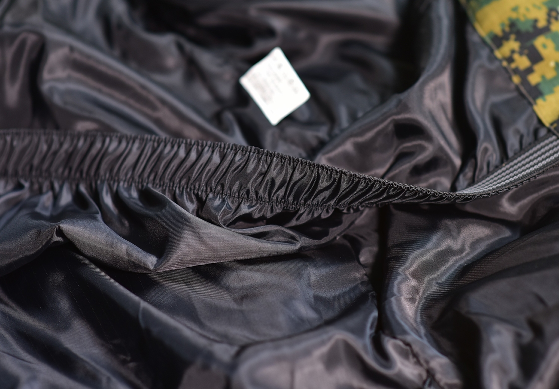 Outdoor Work Jacket with Carbon Fiber USB Heating and Thick Cotton Liner Zipper Closure